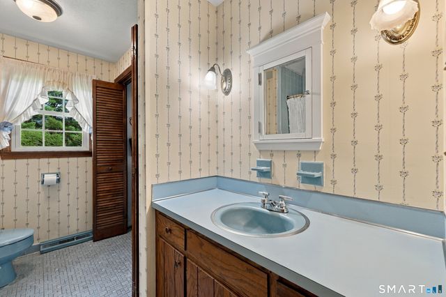 586 Laning Street, Southington, CT 06489
