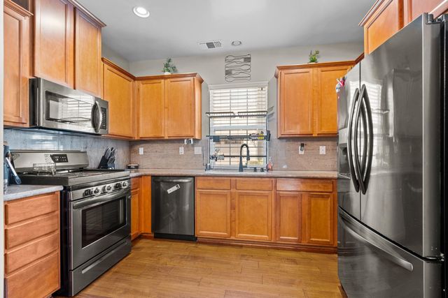 6107 Rolkingham Ln, Orangevale, CA 95662
