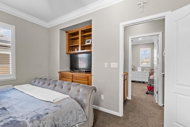 6107 Rolkingham Ln, Orangevale, CA 95662