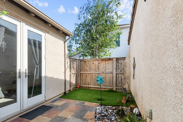 6107 Rolkingham Ln, Orangevale, CA 95662