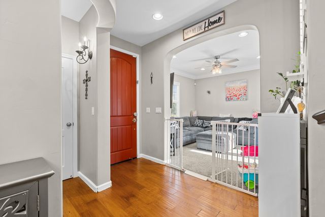 6107 Rolkingham Ln, Orangevale, CA 95662