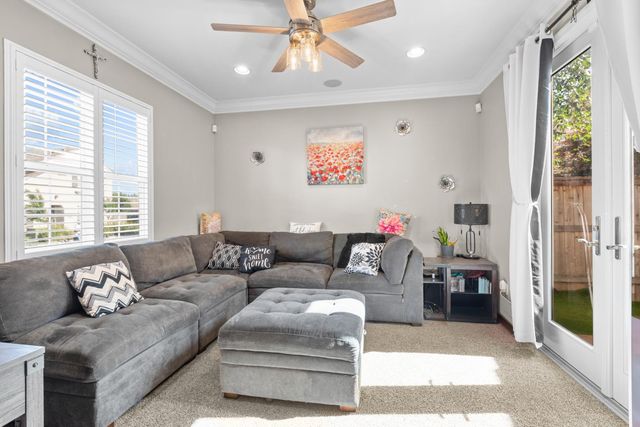 6107 Rolkingham Ln, Orangevale, CA 95662