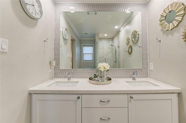 13914 Pebblebrook Drive, Houston, TX 77079