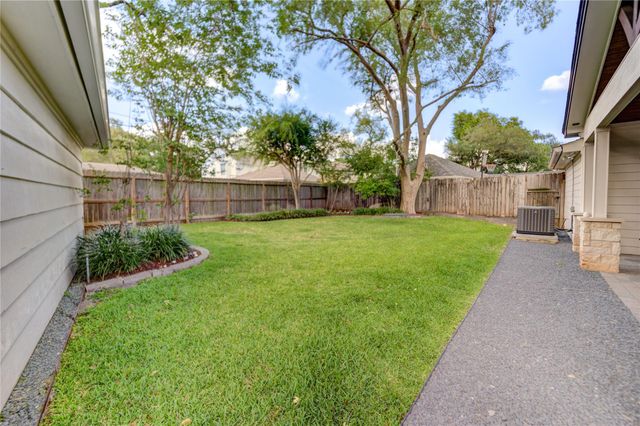 13914 Pebblebrook Drive, Houston, TX 77079