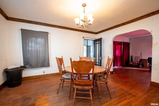 1213 W ARMSTRONG Avenue, Peoria, IL 61606