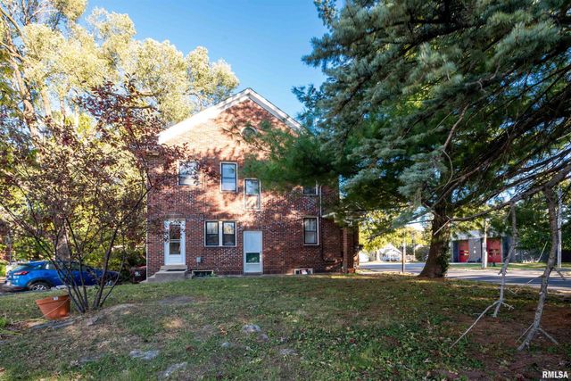 1213 W ARMSTRONG Avenue, Peoria, IL 61606