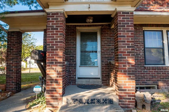 1213 W ARMSTRONG Avenue, Peoria, IL 61606