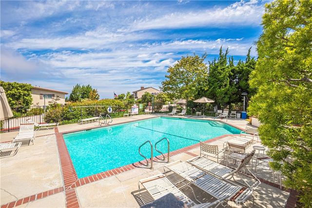 28118 Ridgeforest Court, Rancho Palos Verdes, CA 90275