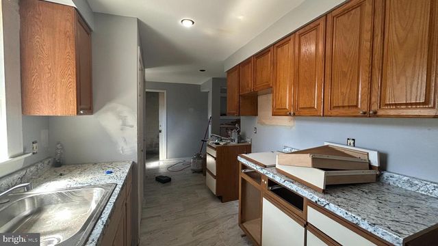 700 CHURCH RD, Cherry Hill, NJ 08002