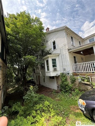 622 East 6th Street, Jamestown, NY 14701