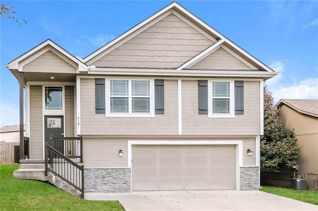 418 Timbercreek Drive, Belton, MO 64012