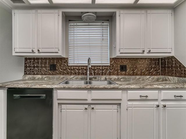 1208 SE 8th Street, Oklahoma City, OK 73160