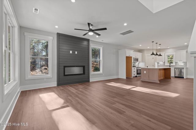 101 Douglas Drive, West End, NC 27376