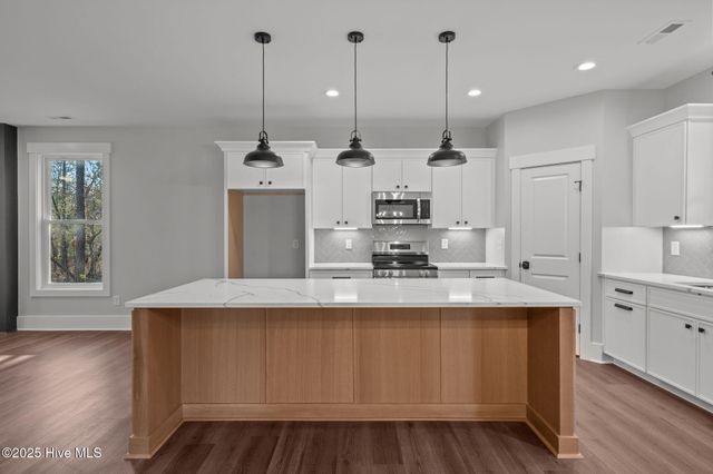 101 Douglas Drive, West End, NC 27376