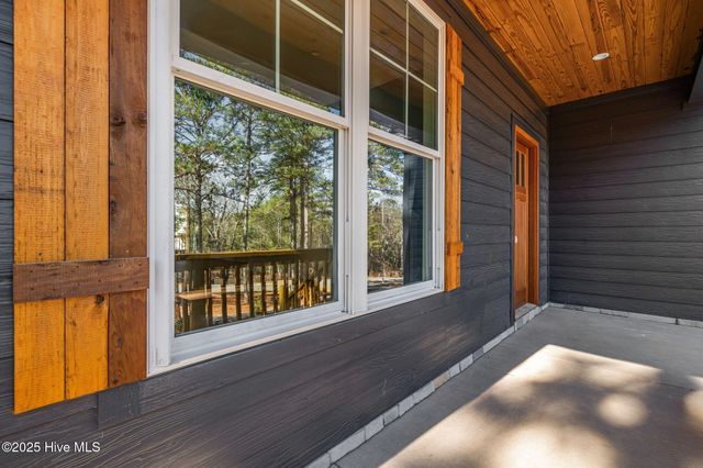 101 Douglas Drive, West End, NC 27376