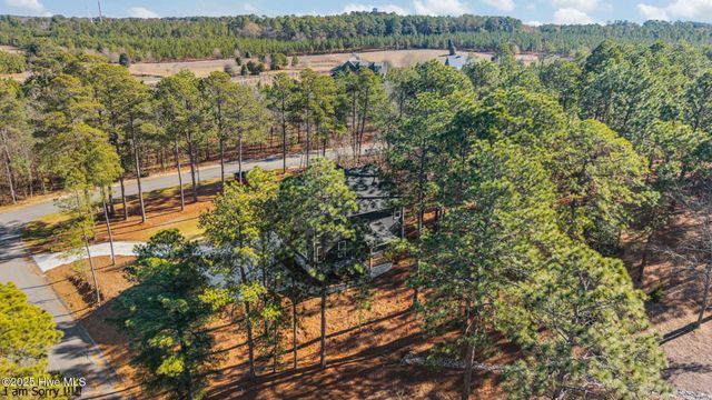 101 Douglas Drive, West End, NC 27376