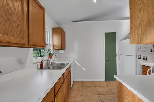 3875 CREEK BED CIRCLE, St Cloud, FL 34769