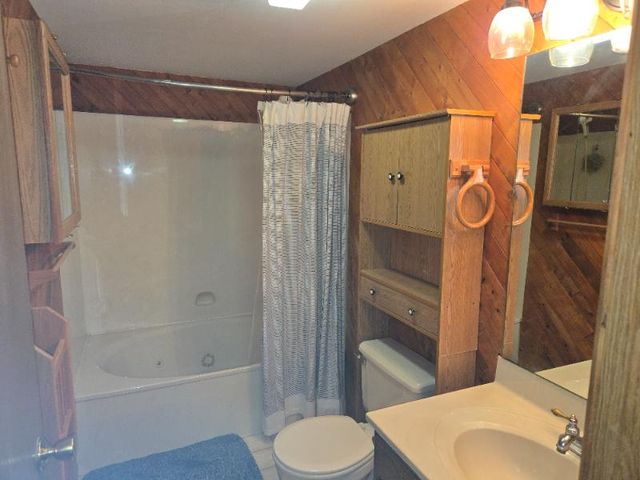6955 Dorr Street, Toledo, OH 43615