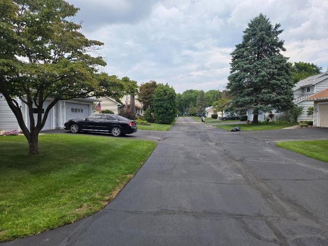 6955 Dorr Street, Toledo, OH 43615