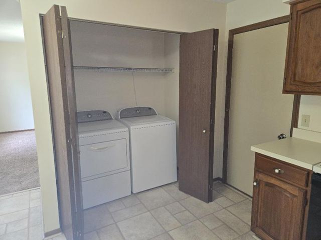 6955 Dorr Street, Toledo, OH 43615