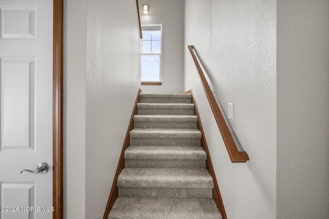 6351 Glen Stream, Waterville, OH 43566