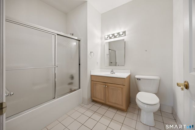 124 Southwick Court 124, Cheshire, CT 06410