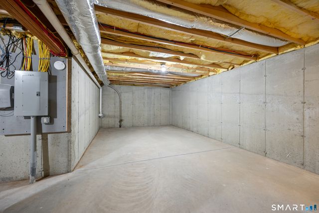 124 Southwick Court 124, Cheshire, CT 06410