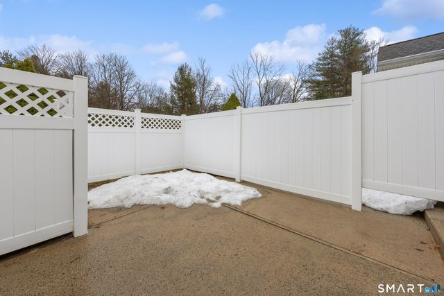 124 Southwick Court 124, Cheshire, CT 06410