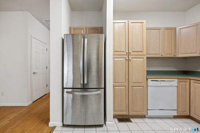 124 Southwick Court 124, Cheshire, CT 06410