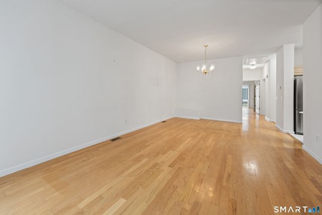 124 Southwick Court 124, Cheshire, CT 06410