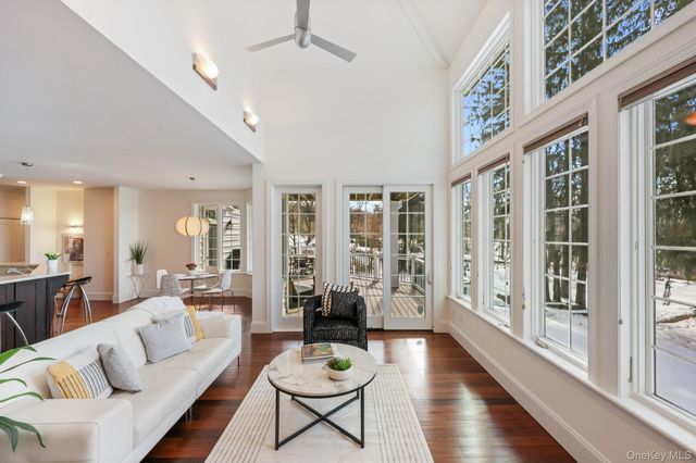 1320 N Albany Post Road, Croton-on-hudson, NY 10520