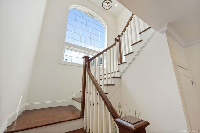 1320 N Albany Post Road, Croton-on-hudson, NY 10520