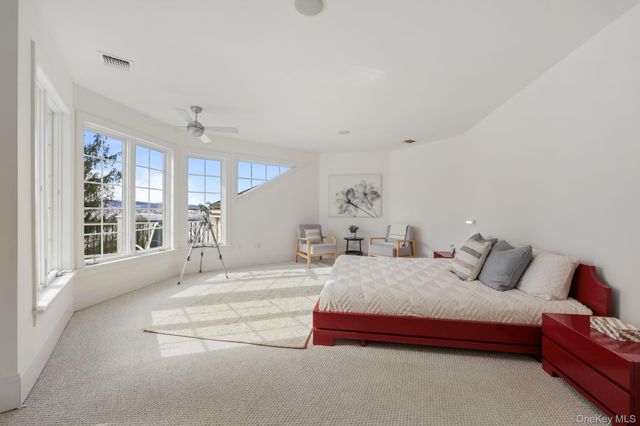 1320 N Albany Post Road, Croton-on-hudson, NY 10520