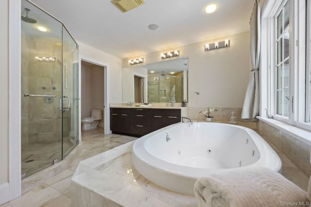 1320 N Albany Post Road, Croton-on-hudson, NY 10520