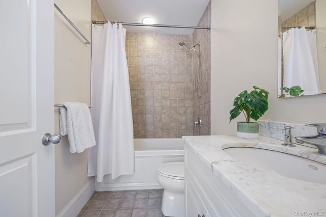 1320 N Albany Post Road, Croton-on-hudson, NY 10520