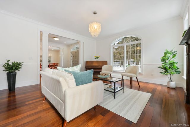 1320 N Albany Post Road, Croton-on-hudson, NY 10520