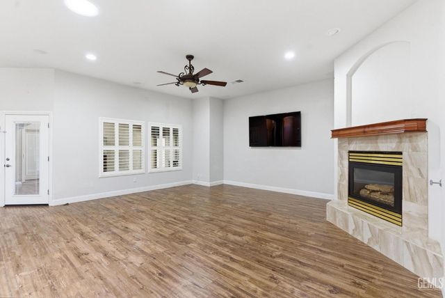 11721 New Hampshire Avenue, Bakersfield, CA 93312
