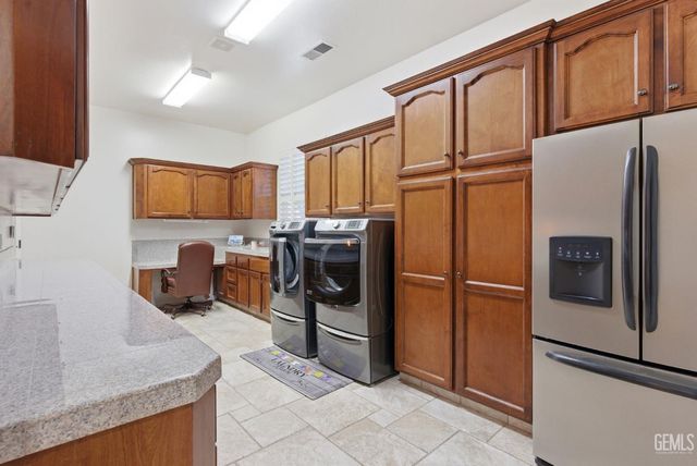 11721 New Hampshire Avenue, Bakersfield, CA 93312