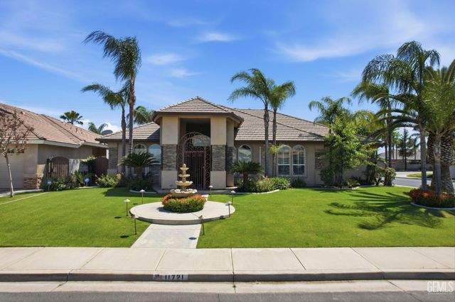 11721 New Hampshire Avenue, Bakersfield, CA 93312