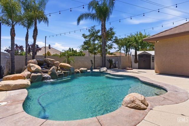 11721 New Hampshire Avenue, Bakersfield, CA 93312