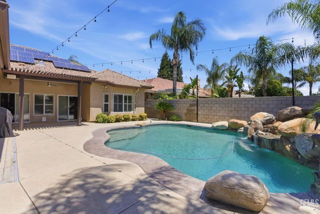 11721 New Hampshire Avenue, Bakersfield, CA 93312
