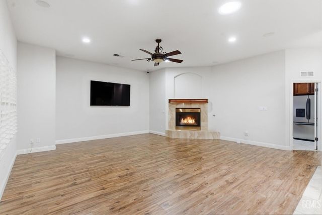 11721 New Hampshire Avenue, Bakersfield, CA 93312