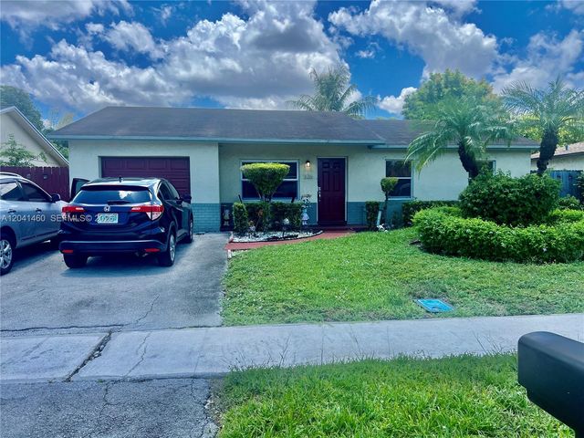 326 SW 79th Way, North Lauderdale, FL 33068