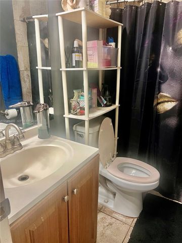 326 SW 79th Way, North Lauderdale, FL 33068