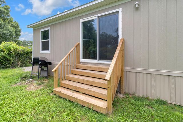 5313 2nd St, Crosby, TX 77532