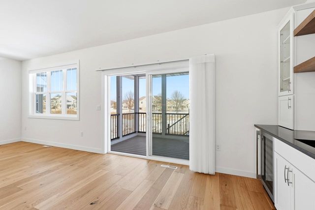 16 Prince Way, Fitchburg, WI 53711