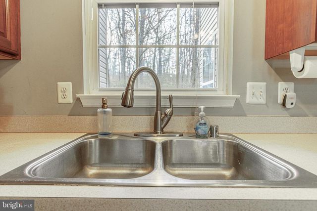 374 BRUAW DR, York, PA 17406