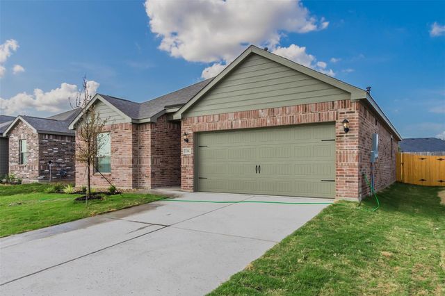 136 Emma Drive, Anna, TX 75409