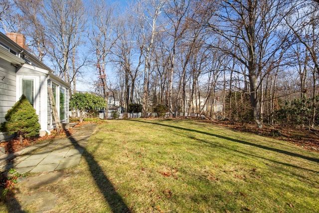 68 Westgate Road 0, Wellesley, MA 02481