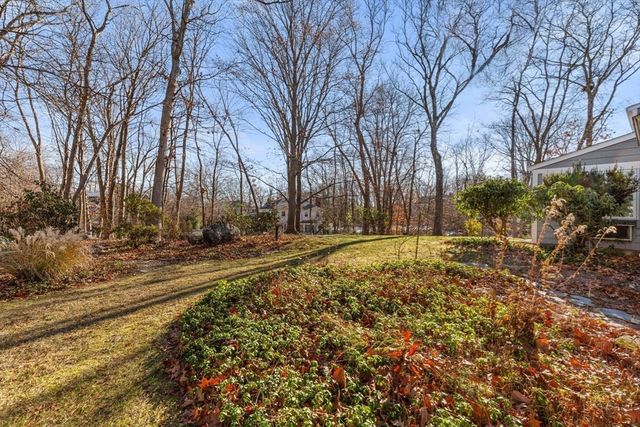 68 Westgate Road 0, Wellesley, MA 02481